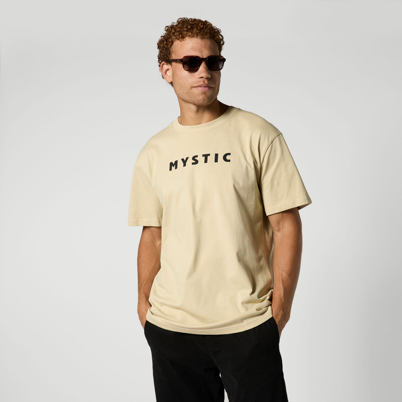 Mystic - Brand Tee - Pale Khaki - 2026