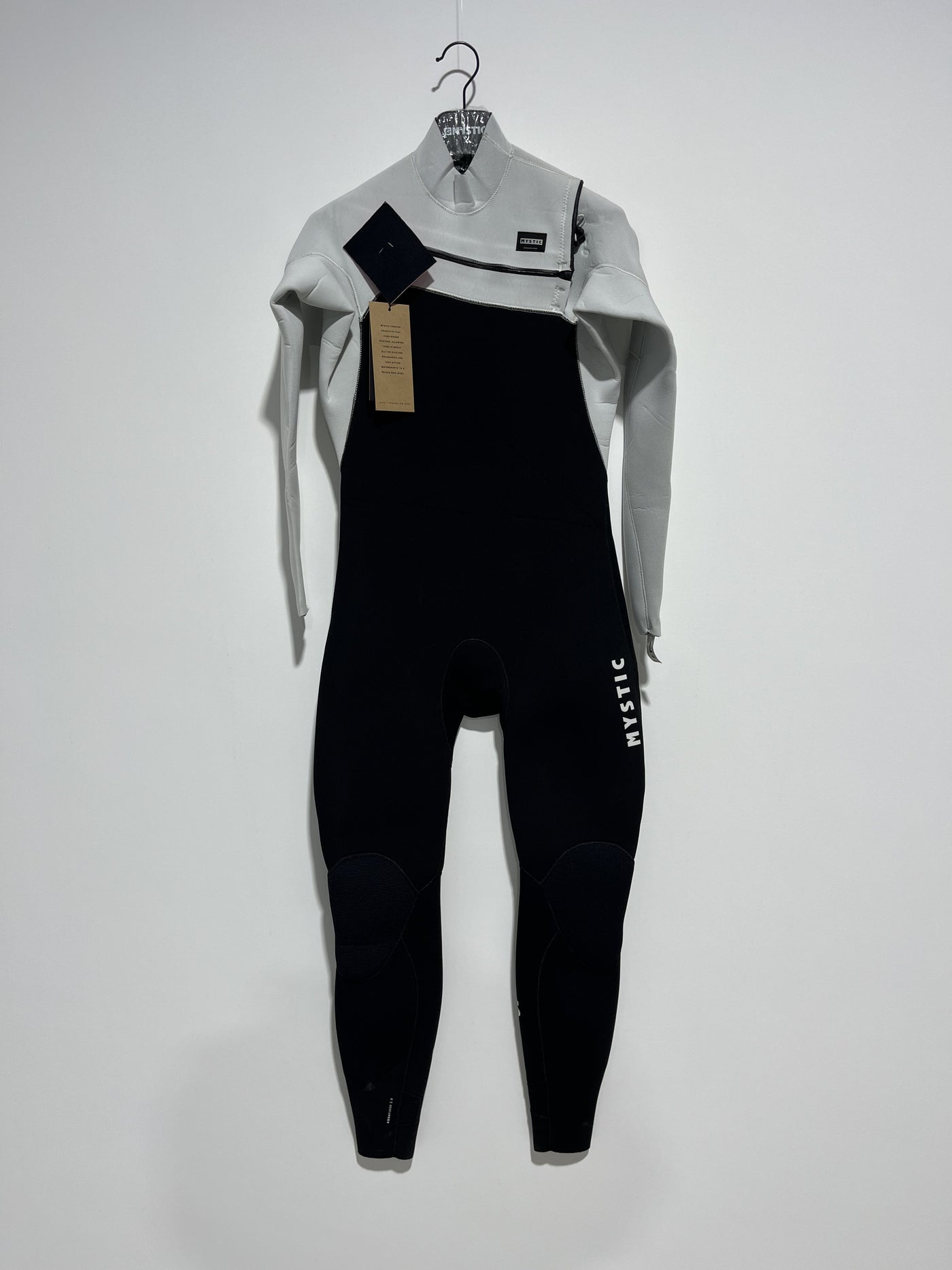 25 - Mystic Motion Fullsuit 5/3mm Fzip - Black Sand -L - Ex Display