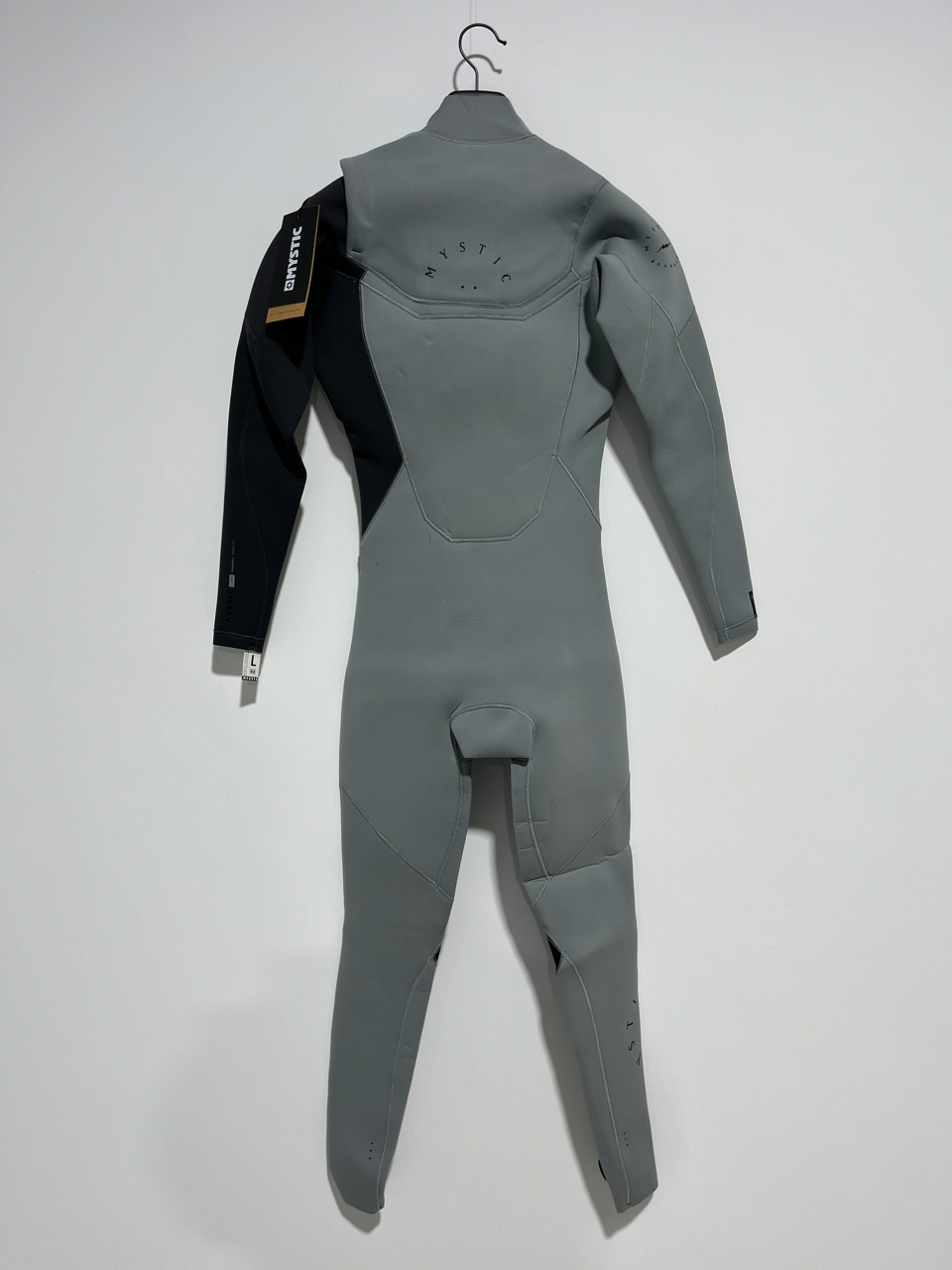 23 - Mystic - Marshall Fullsuit 3/2mm Fzip - Light Grey - L - Ex Display