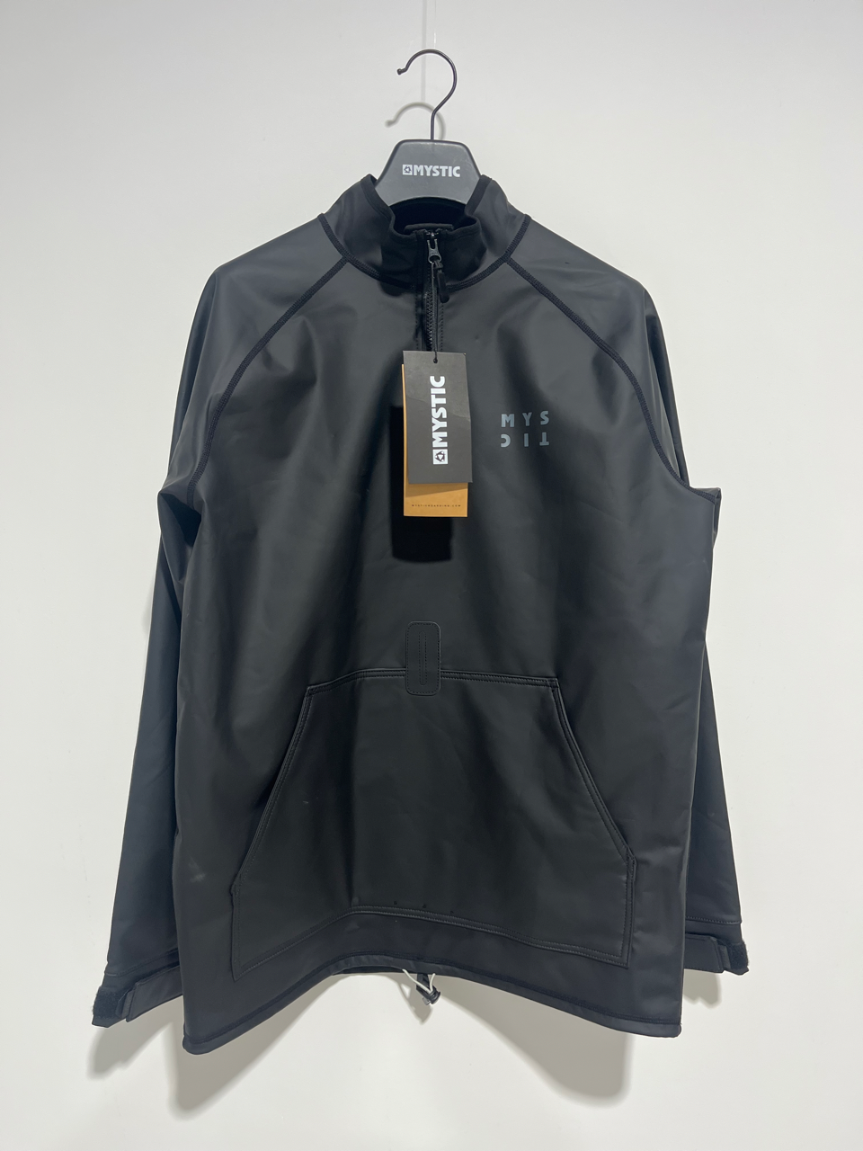 25 - Mystic Gust Windbreaker - Black - L - Ex Display