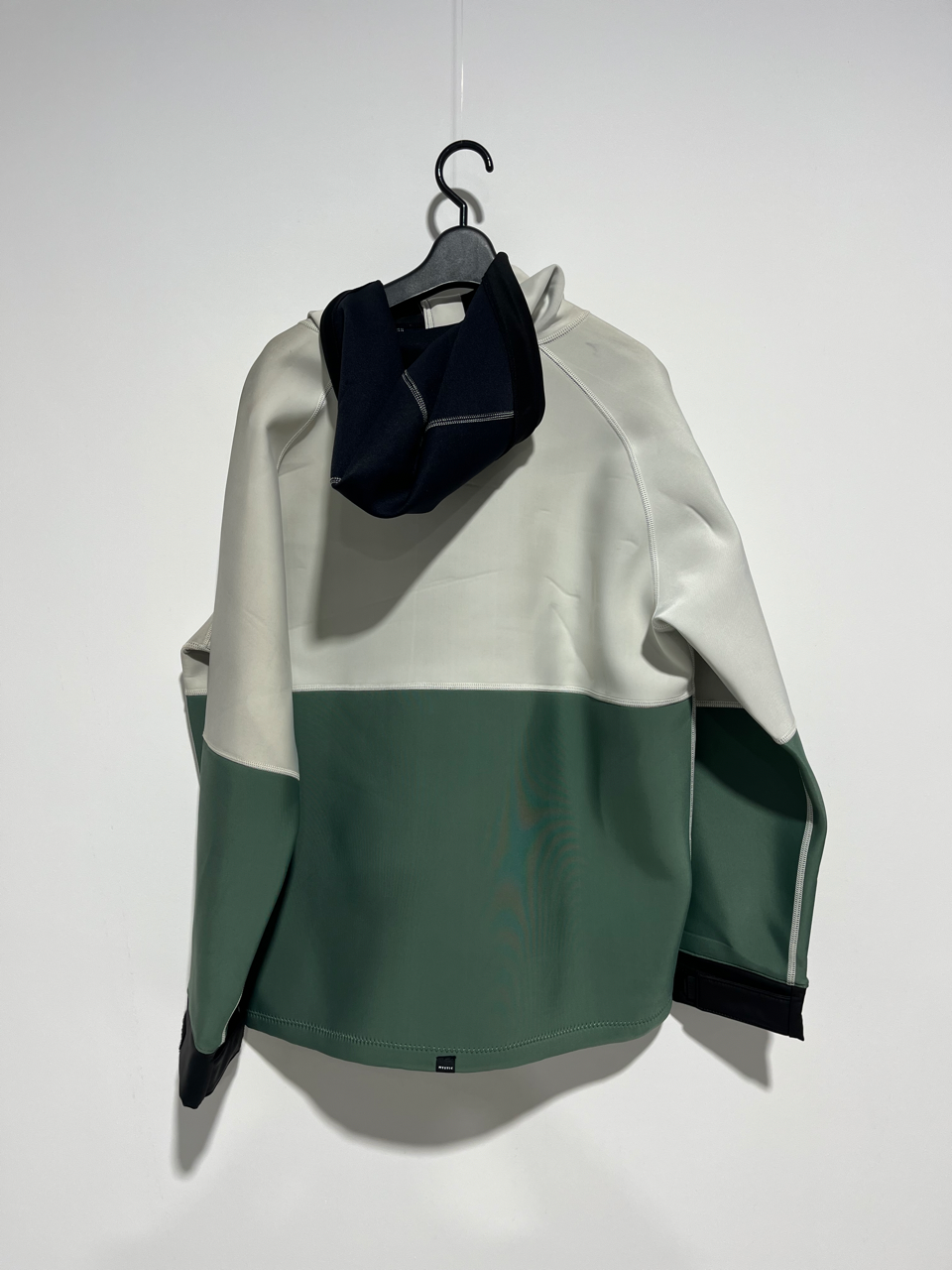 225 - Mystic Fury Neoprene Hoodie 3/2mm - Dark Olive - L - Ex Display