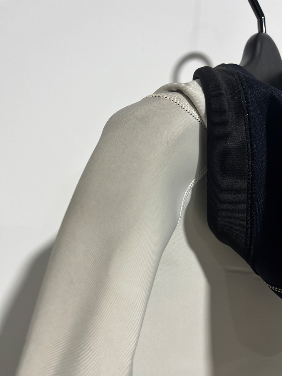 225 - Mystic Fury Neoprene Hoodie 3/2mm - Dark Olive - L - Ex Display