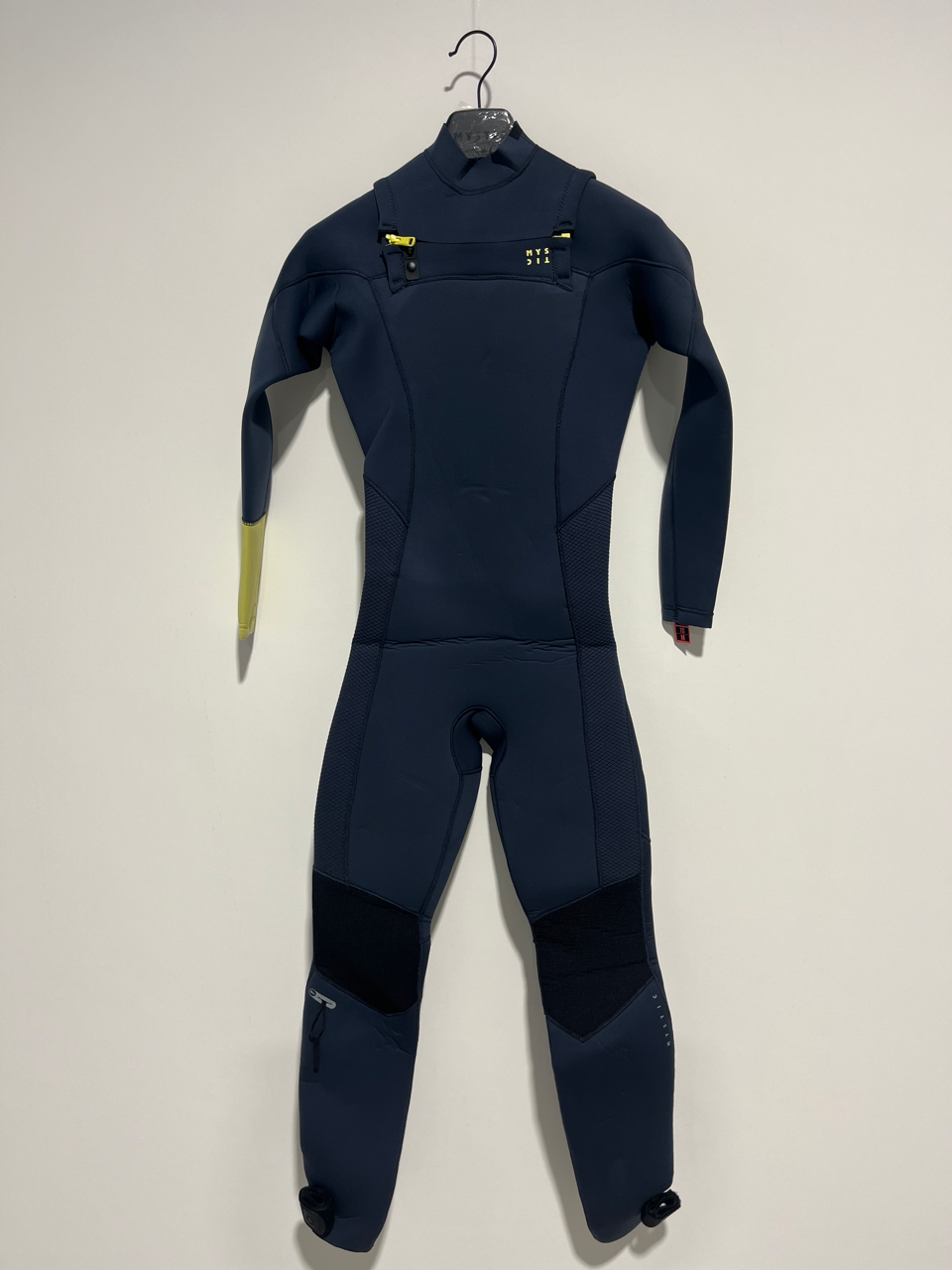 23 - Mystic - Dazzled Fullsuit 5/3mm DFZ Women - Blue - M - Ex Display