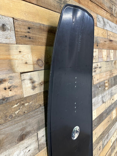 Hyperlite - Pleasure Wakeboard - 144 - 2025 Ex Demo