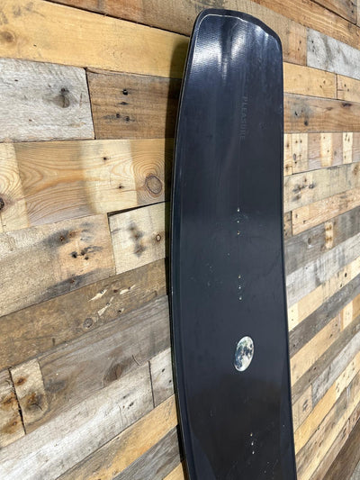 Hyperlite - Pleasure Wakeboard - 148 - 2025 Ex Demo