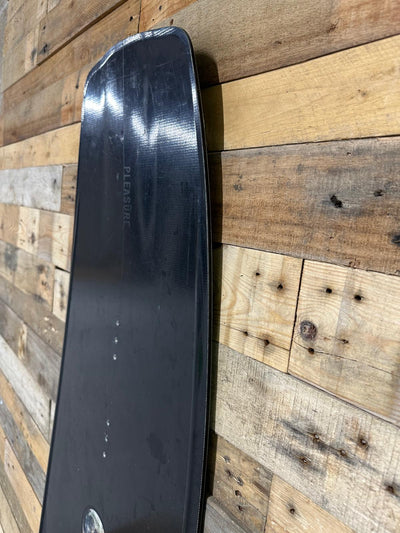 Hyperlite - Pleasure Wakeboard - 152 - 2025 Ex Demo